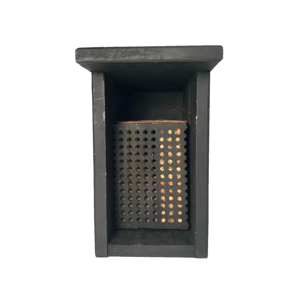 Summer Leafcutter Bee Starter Kit with black house and nesting block